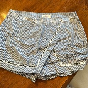 Vineyard vines striped skort